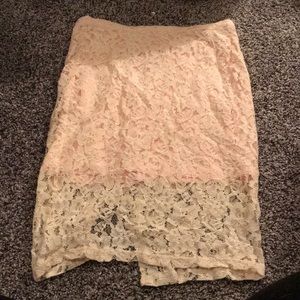 Lace skirt